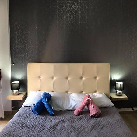 Urban Apartment In Heraklion Center Екстер'єр фото